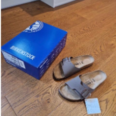 Nye Birkenstock Catalina str 39 (smal modell). Feilkjøp!