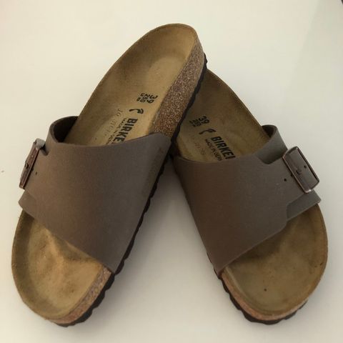 Nye Birkenstock Catalina str 39 (smal modell). Feilkjøp!