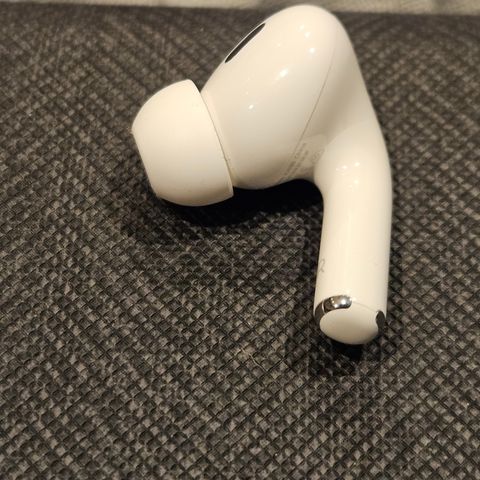 Airpods Pro Gen 2 HØYRE (NY!) A2698 ikl.Frakt