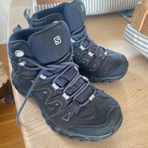 Salomon Goretex jr str 35/36