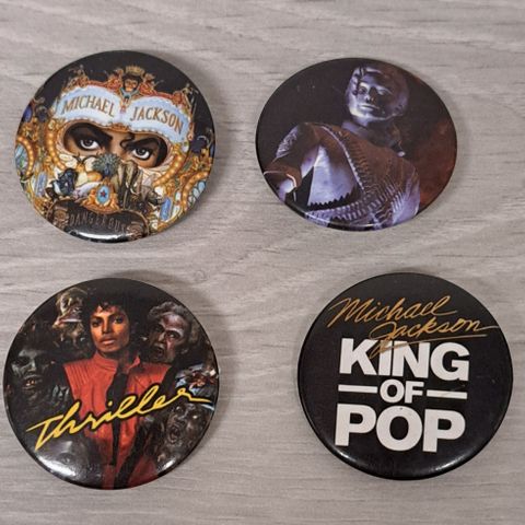 4 x Michael Jackson buttons