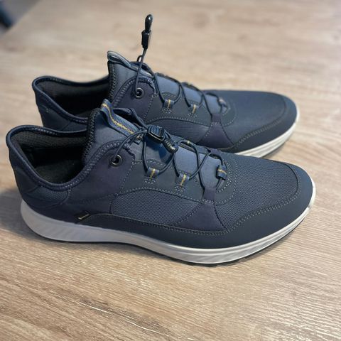 Ecco Exosride M low GTX TEX