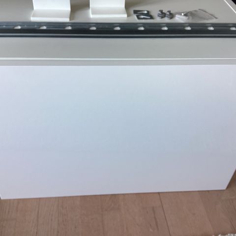 IKEA Bestå 60x40x38 hvit m høyglans dør