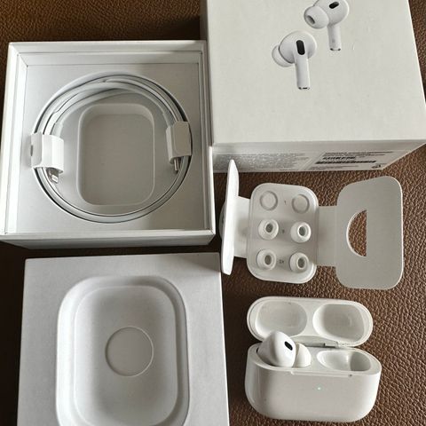 Apple AirPods Pro 2. gen. KUN VENSTRE