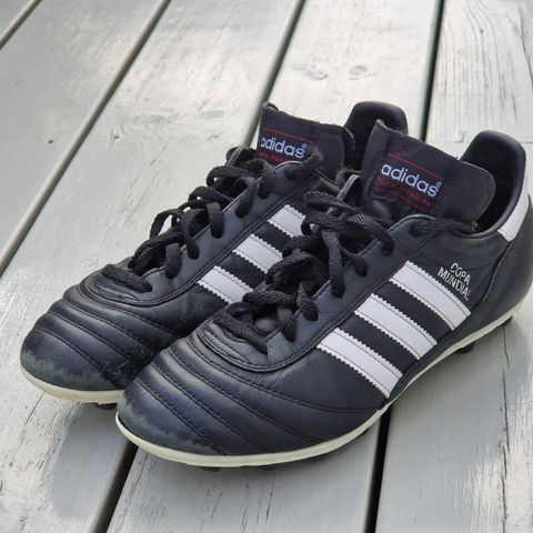 Adidas Copa Mundial fotballsko - str. 40