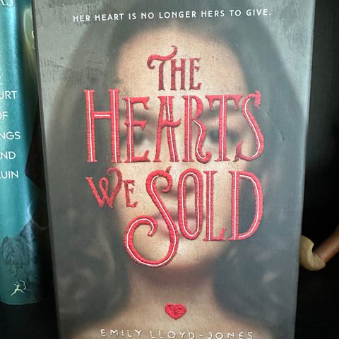 The Hearts We Sold - Emily Lloyd-Jones, signert (Owlcrate)