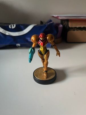 Metroid Samus amiibo