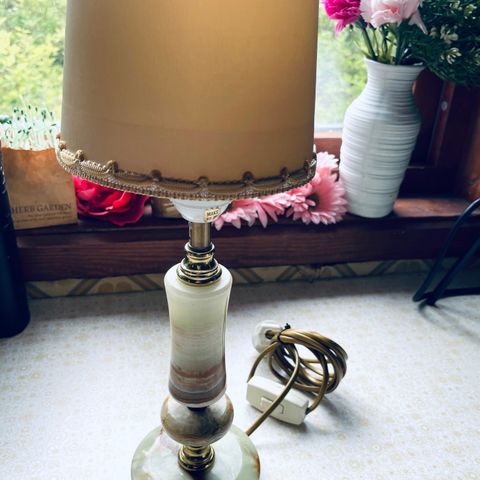Vintage stein lampe
