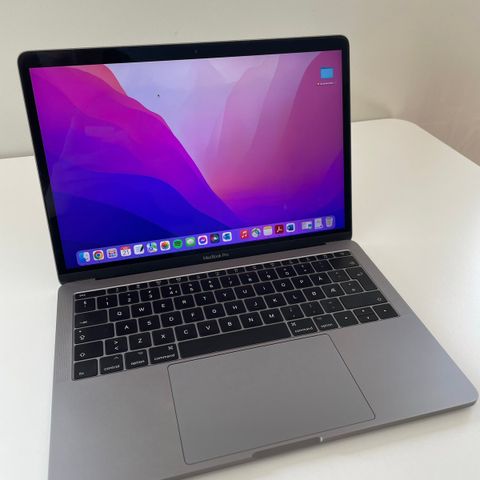 Pent brukt MacBook pro fra 2017