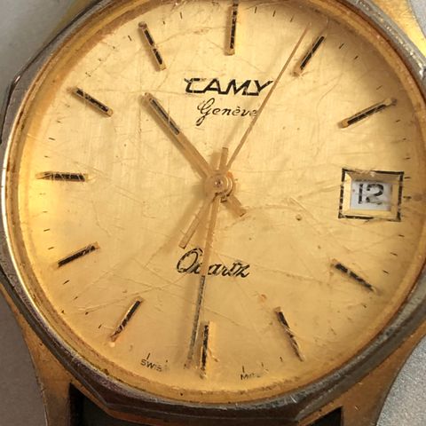 Gammel klokke Camy swiss made /oppussingsobjekt