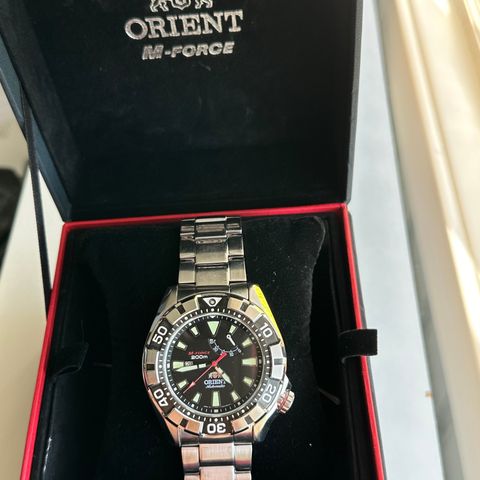 Orient M-Force EL03 Diver m.Saphire Crystal glass og trofast urverk