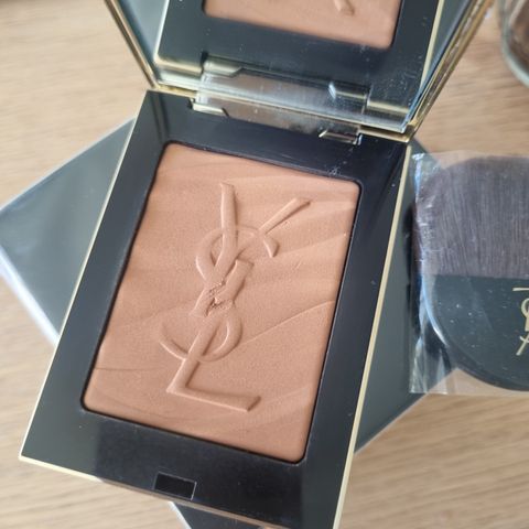 YSL Bronzing powder 02