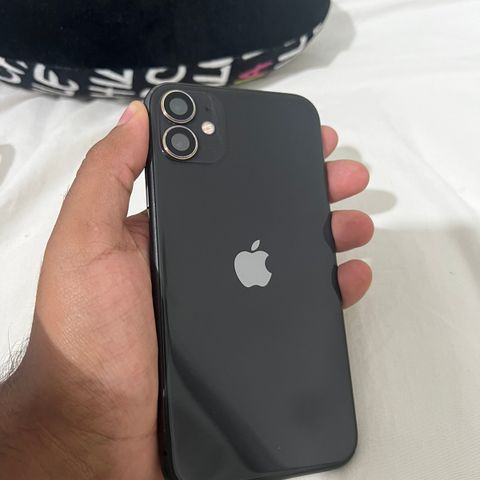 Pent brukt IPhone 11