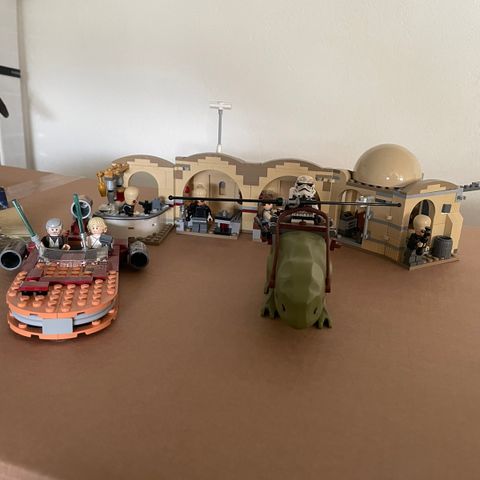 LEGO Star Wars 75052 Mos Eisley Cantina