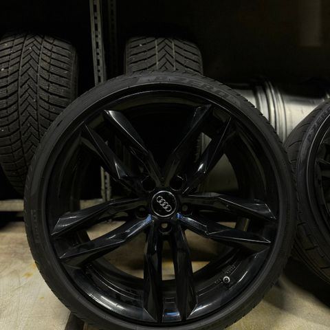 Mam RS3 8519 felg med pirelli dekk