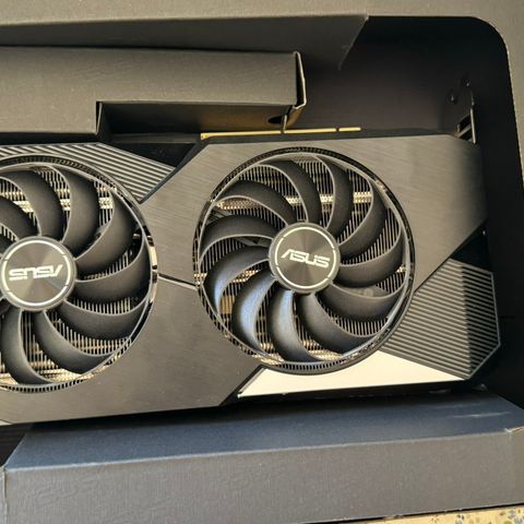 KJEMPEFIN 3070 GPU TIL SALG!!