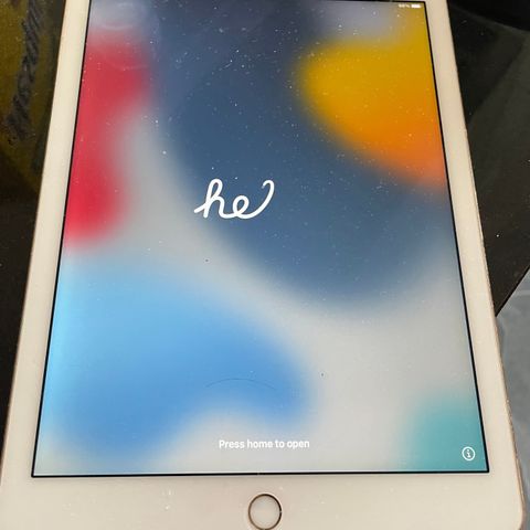 iPad Air 2 (2:e generation) - 2014 Modellnummer: A1566