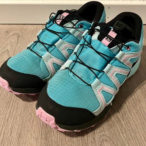 Salomon Speedcross tursko str.37