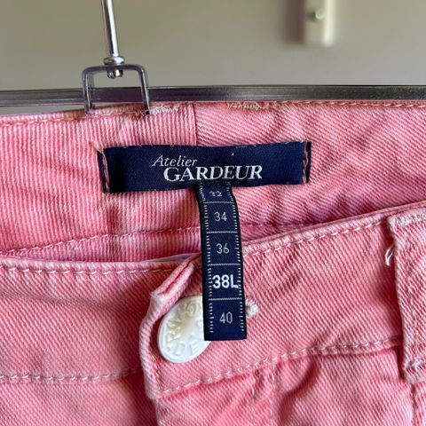 Rosa jeans fra Atelier Gardeur i størrelse 38