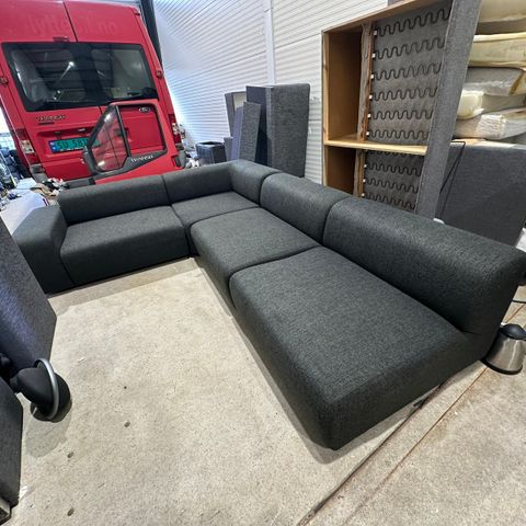 BOLIA Modulsofa Svart L-Sofa | 80.000KR NY!✅