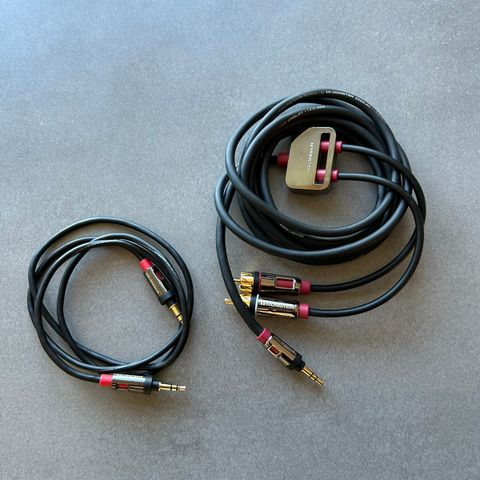 Monster Cable iCable 800 & 1000