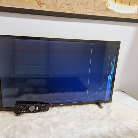 Smart tv Philips 32 tommer skadet
