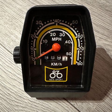 Apache/Tomahawk Speedometer