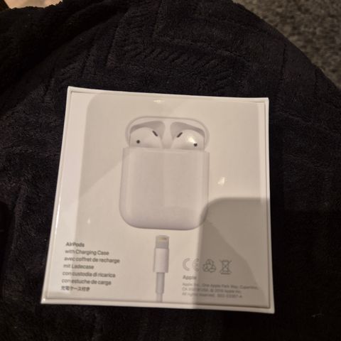 Iphone 13oro max 128g .og airpods 3