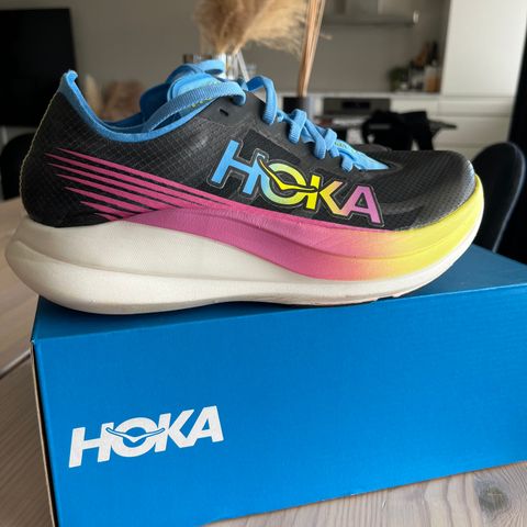 Hoka Rocket X 2 str. 39 1/3 - nesten ubrukt