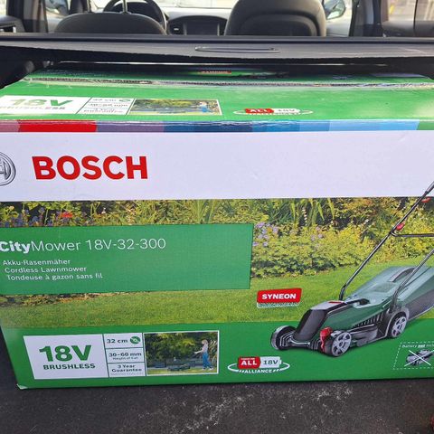 Bosch CityMower 18V-32-300 UBRUKT/UÅPNET