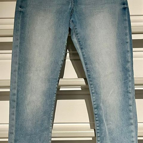 2 stk KappAhl Eddy relaxed fit jeans str. 170