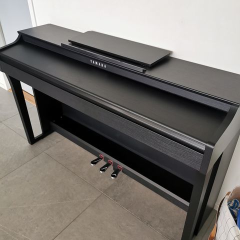 Yamaha Clavinova CLP-625 digitalt piano