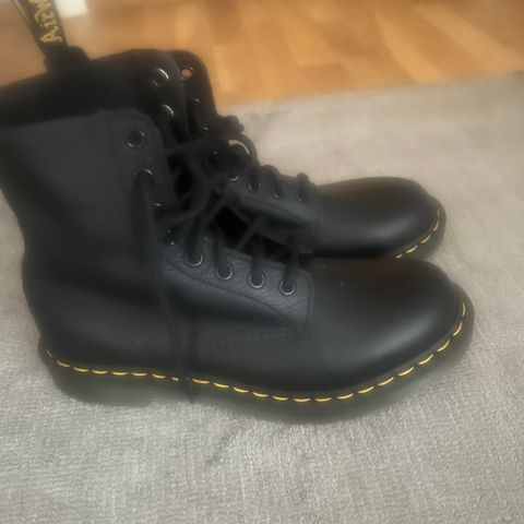 Dr Martens