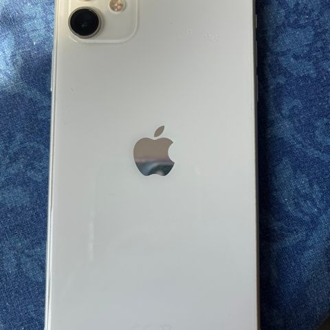 iPhone 11 64GB