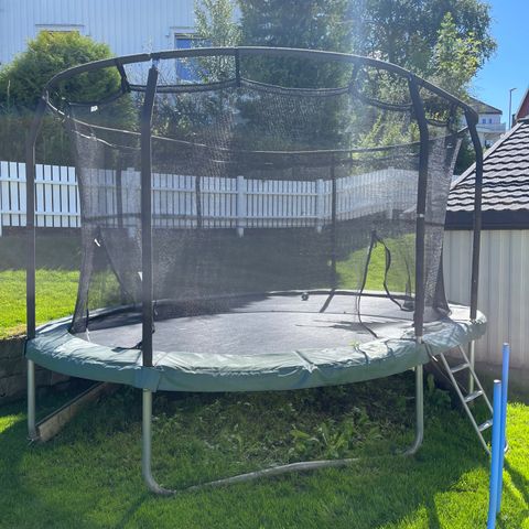 Jump King trampoline