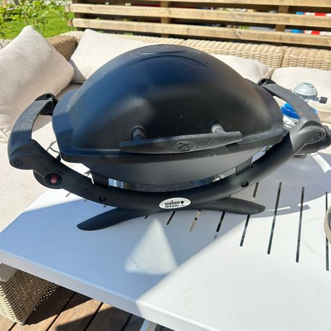 Weber Q1000 med slange - svært lite brukt