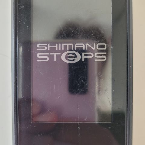 Shimano SC-E6100 med knekt feste
