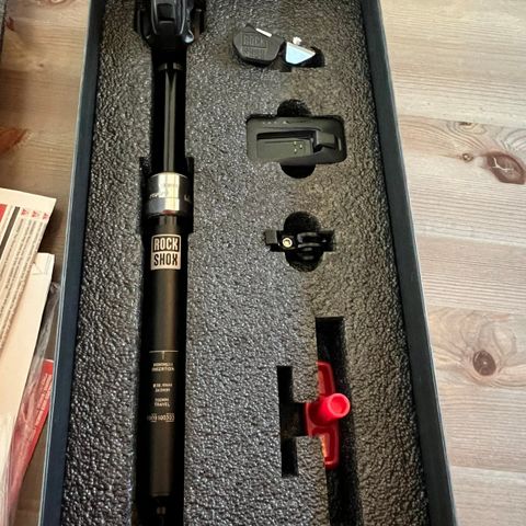 RockShox Reverb AXS Dropper Setepinne 100 mm, 30,9 mm