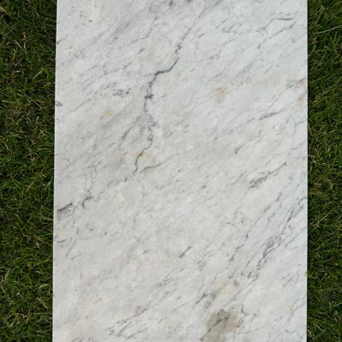 Brukt marmorplate 67x40x2cm selges