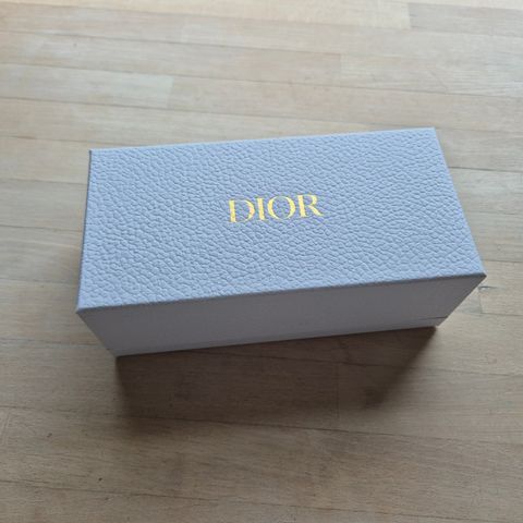 Dior eske