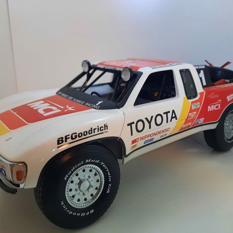 1/18 AUTOART - TOYOTA TROPHY OFFROAD RACE TRUCK BAJA 500/1000- IVAN STEWART #1