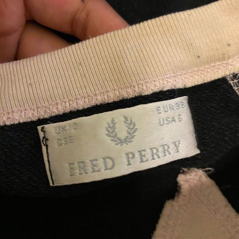 Fred Perry genser