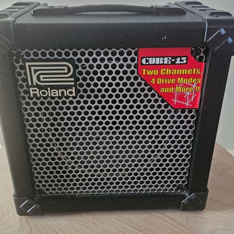 Roland cube 15 (siste pris!)