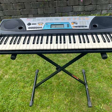 Yamaha PSR-170 61-Key Portable Electronic Keyboard