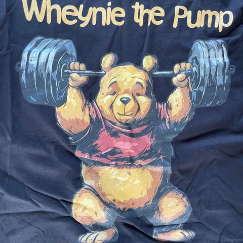 Oversized t-skjorte "Wheynie the Pump"