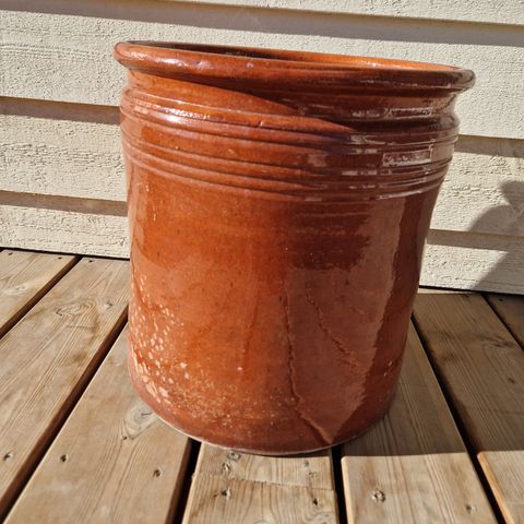 Flott stor gammel terracotta krukke