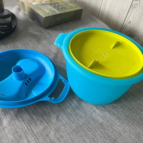 Riskoker Tupperware