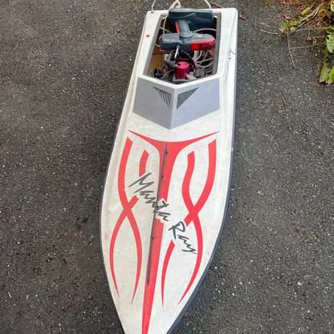 115cm snorstart RC båt