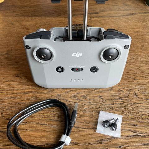 DJI Mavic air 2 controller