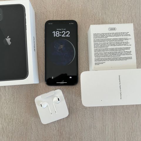 iPhone 11 128GB (Meget god stand)